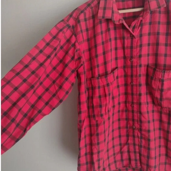 Patagonia Women's Red Plaid Button Front Shirt - Picture 3 of 8